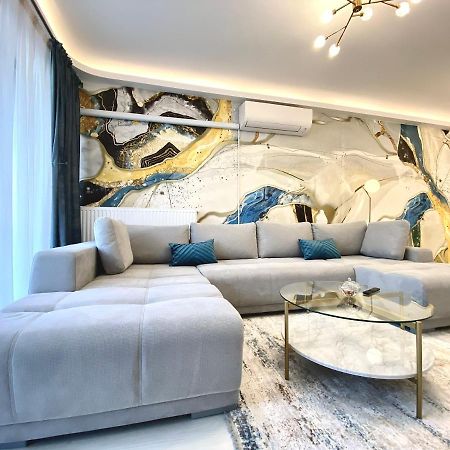 Coquette Apartment Brasov Exterior photo